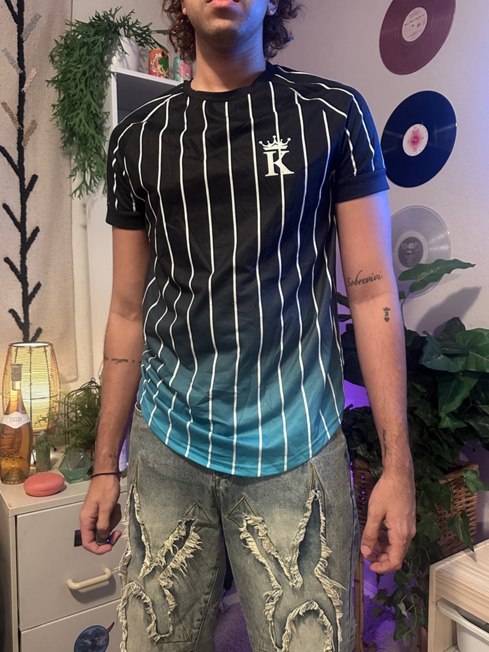 SHEIN Black to Teal Gradient Pinstripe Crew Neck Tee
